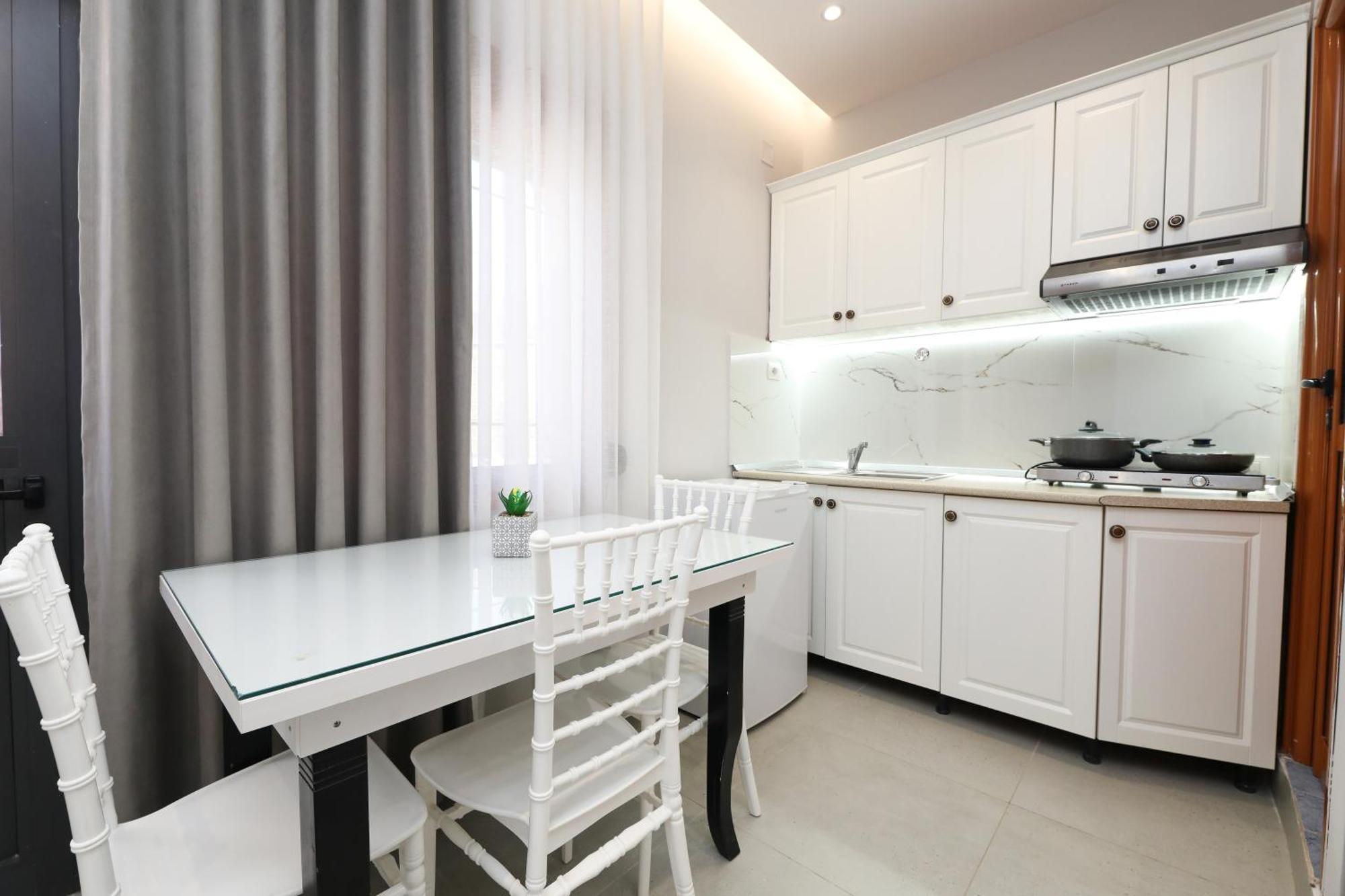 Vila Feliz - Premium Rooms With Free Private Parking Vlorë Esterno foto