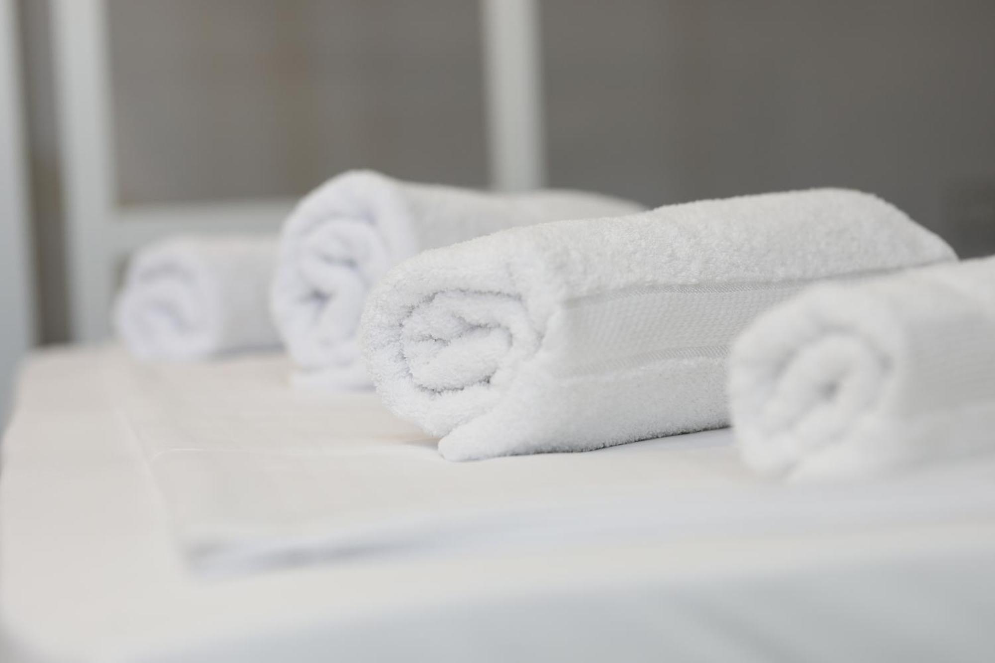 Vila Feliz - Premium Rooms With Free Private Parking Vlorë Esterno foto